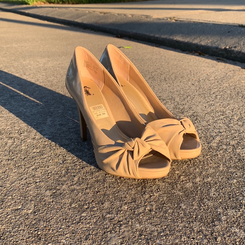 4-in Nude Heels